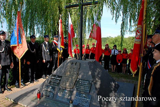 Poczty sztandarowe przed GNŻ
